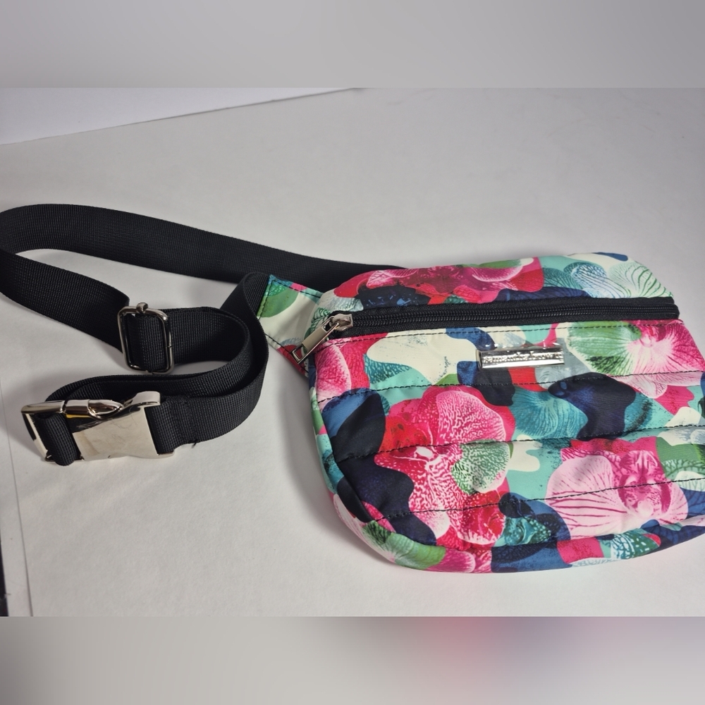 Samantha Brown Fanny Pack Crossbody Bag Floral